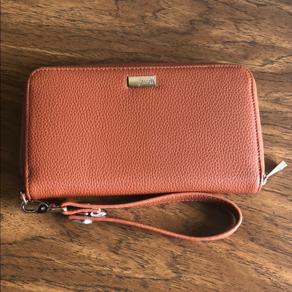 Jewell Wristlet/wallet
